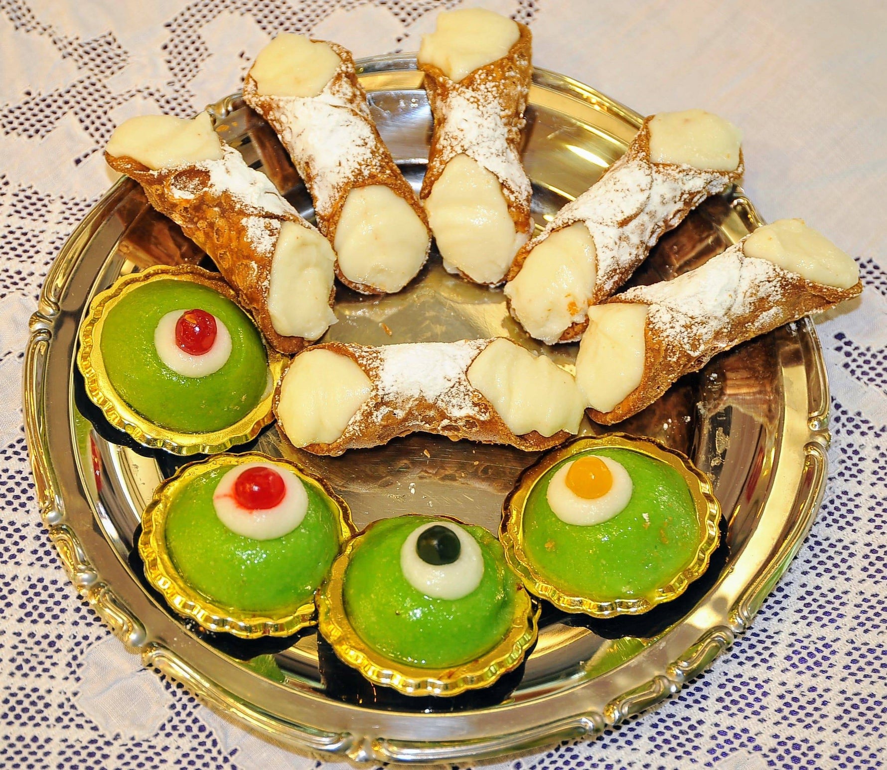 Cannoli & Cassate Mignon