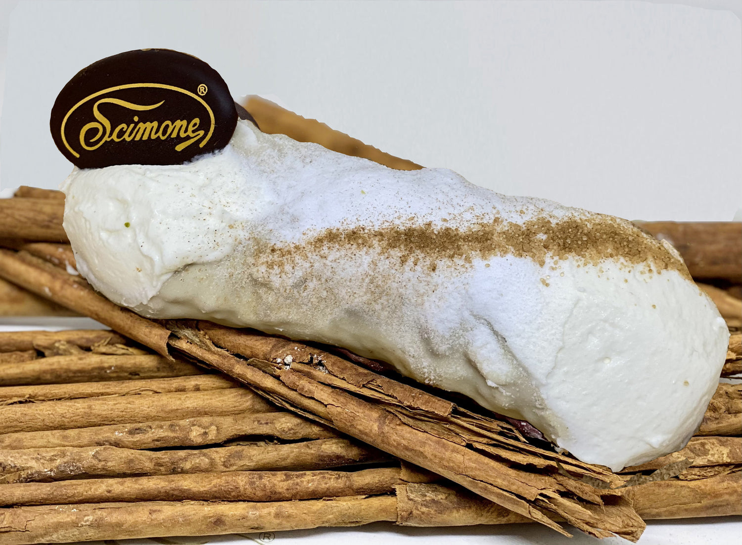 Cannoli Gourmet con Cioccolato Bianco Scimone